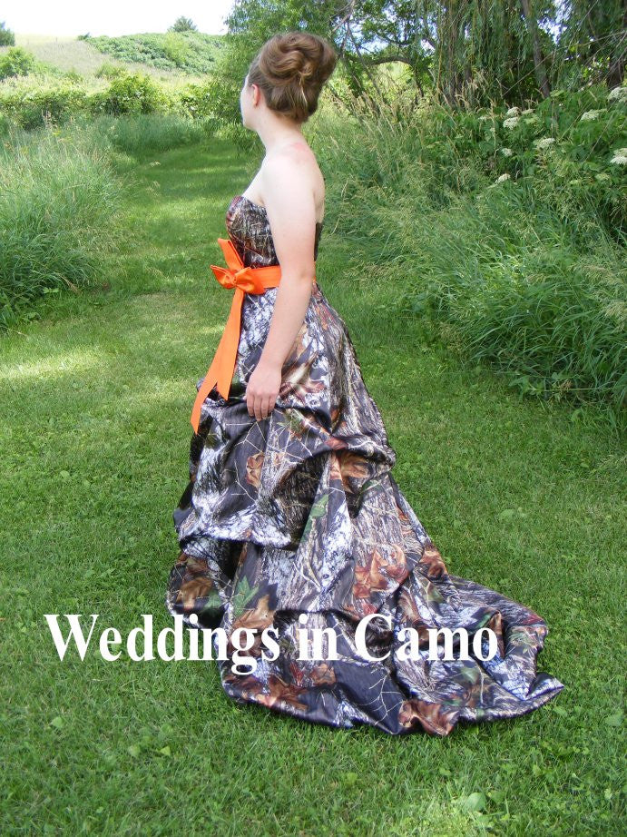 CAMO wedding dress with PICKUPS and CORSET option