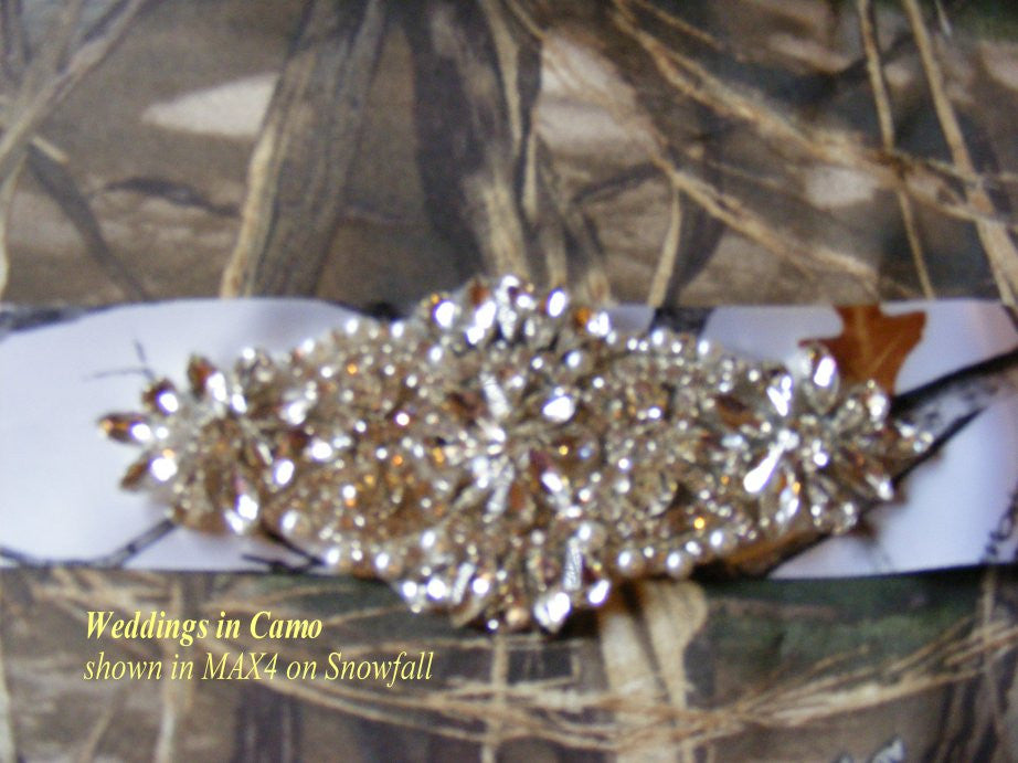 CAMO Wedding dress sash RHINESTONES and pearls Weddings in Camo CAMO Wedding dress sash RHINESTONES and pearls Weddings in Camo