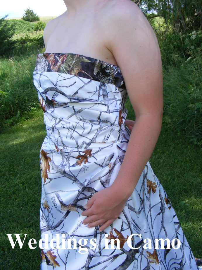 CAMO Wedding Dress CORSET Back Snow and Mossy Oak Weddings in Camo CAMO Wedding Dress CORSET Back Snow and Mossy Oak Weddings in Camo