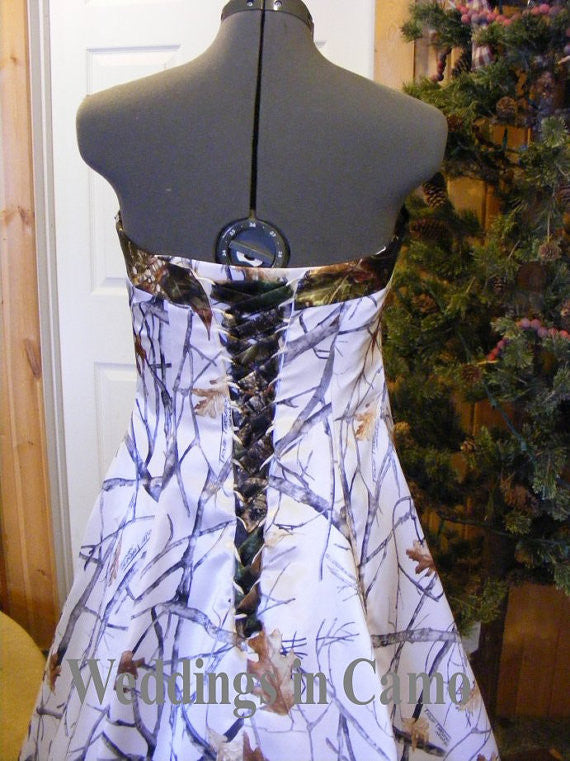 CAMO wedding dress with PICKUPS and CORSET option – Weddings in Camo