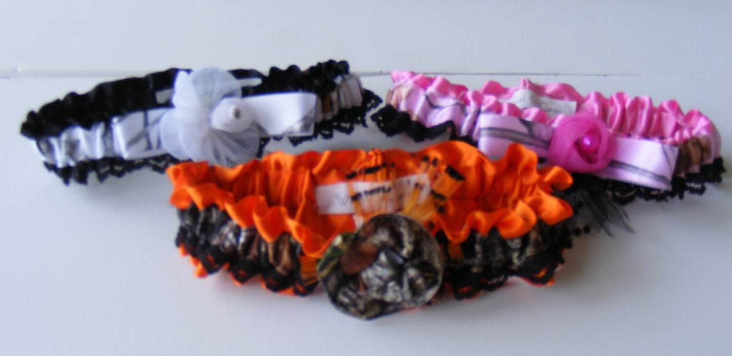CAMO Wedding garters Weddings in Camo CAMO Wedding garters Weddings in Camo