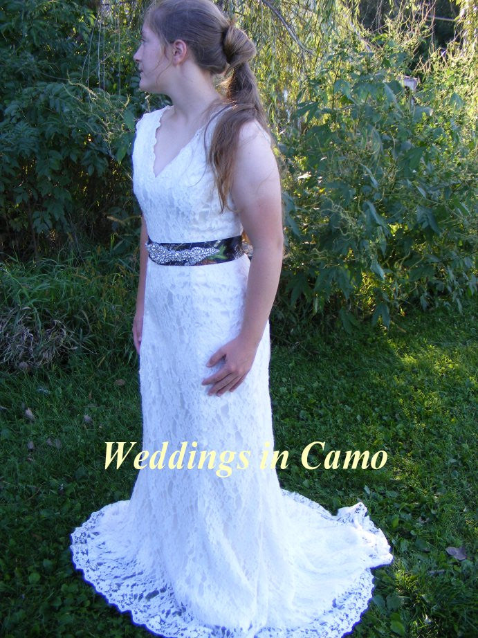 lace wedding dress fit n flare sleeveless