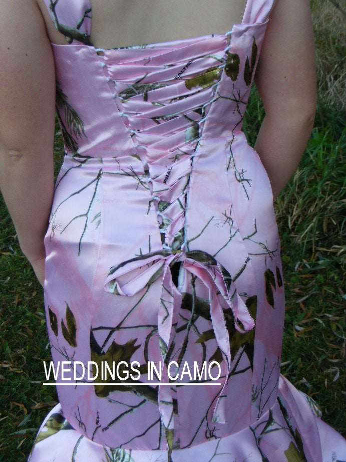 camo wedding dress trumpet style, edged with lace